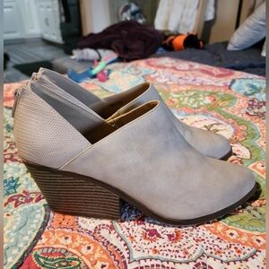 Women's Boots/Booties